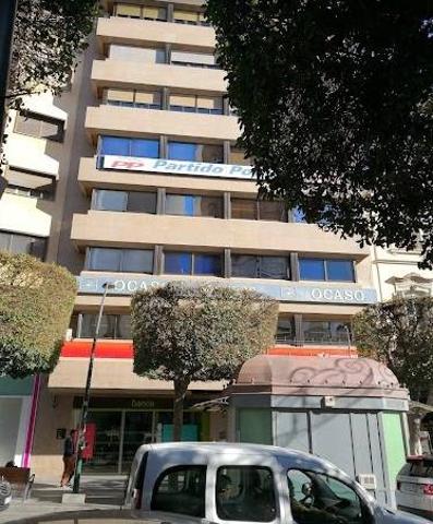 Piso situado en el centro de Almería junto a la Plaza de la Virgen del Mar photo 0