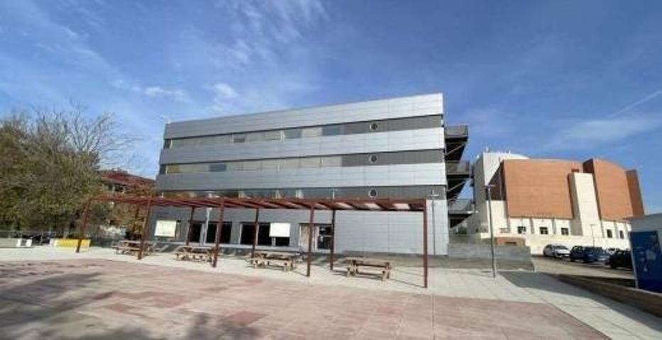 Plazas de parking en edificio exclusivo de oficinas en Rivas VaciaMadrid photo 0