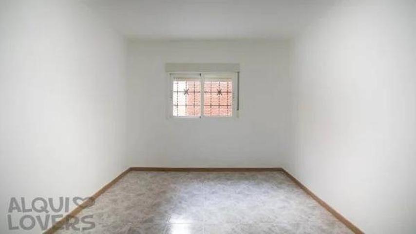 Piso en venta en calle Piuente de Vizcaya Madrid photo 0
