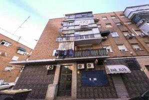 Piso en venta en calle Luis Torres photo 0