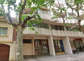 Oficina exterior del año 1975 en el centro de la ciudad de Mataró photo 0