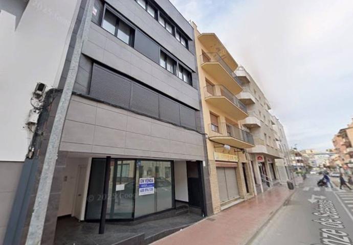 Oficina en planta baja en el centro de Palamós del año 1991 photo 0