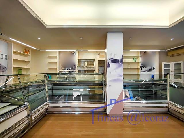 Local en venta en Huesca de 75 m2 photo 0