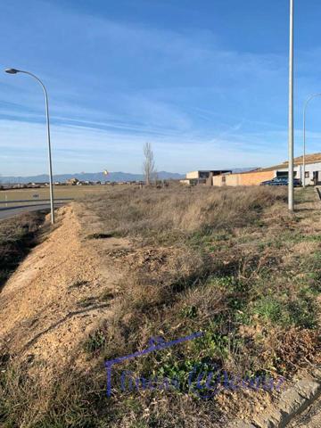 Terreno en venta en Buñales de 772 m2 photo 0