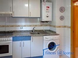 Piso en venta en Ayerbe de 94 m2 photo 0