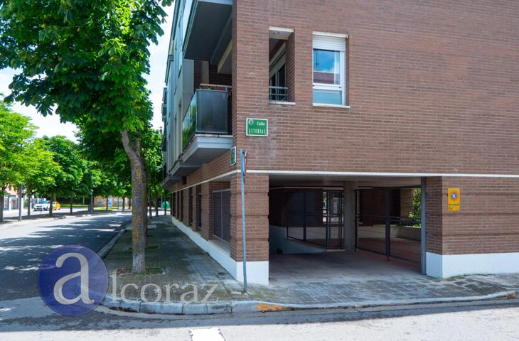 Plaza De Parking en venta en Huesca de 12 m2 photo 0
