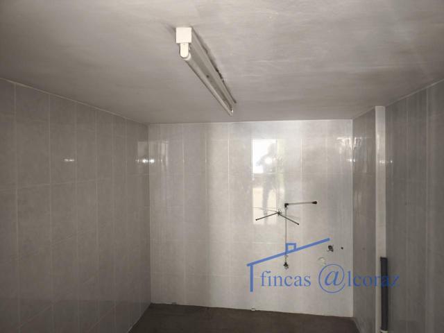 Local en alquiler en Huesca de 120 m2 photo 0
