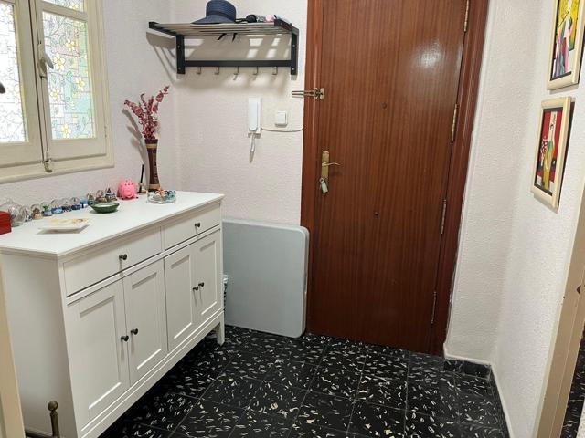 VENTA PISO EN ZONA NOU MOLES photo 0