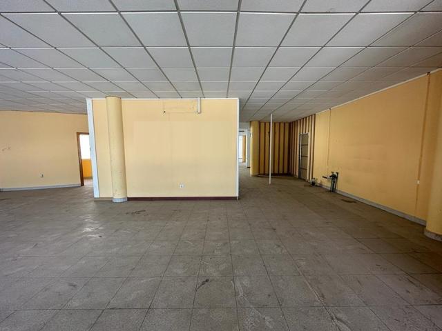 OCASION LOCAL COMERCIAL EN EL CARMEN!! photo 0