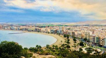 SOLAR PARA CONSTRUIR PROMOCIÓN DE VIVIENDA EN EL CENTRO DE AGUILAS - PRÓXIMO AL MAR photo 0