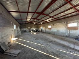 ALQUILER DE NAVE CON PARCELA photo 0