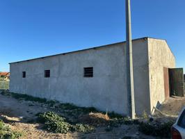 VENTA DE NAVE CON PARCELA photo 0