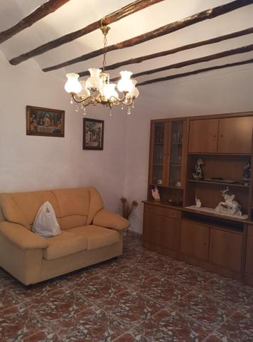CASA DE DOS PLANTAS EN LA ZARCILLA DE RAMOS photo 0