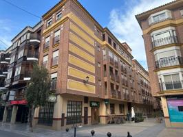 ALQUILER PISO 4 DORMITORIOS + 2 BAÑOS, GARAJE Y TRASTERO photo 0