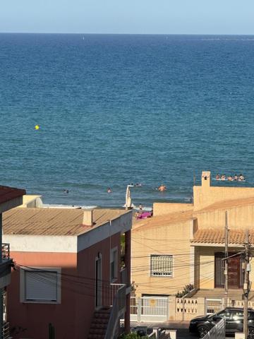 Piso con 3 dormitorios con vistas al mar photo 0