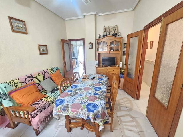 Amplia planta baja de 3 dormitorios photo 0