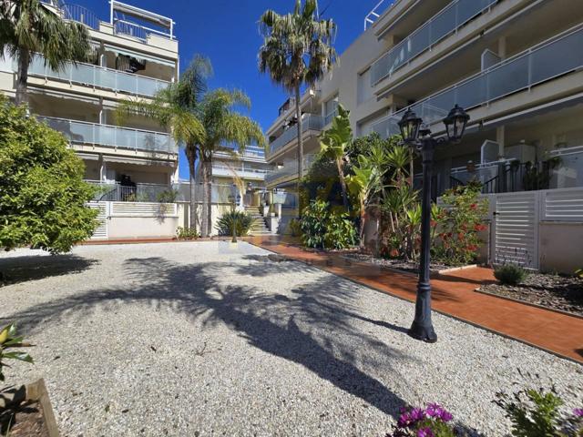 Ático con terraza de 50m² en zona Marítim, con vistas al mar photo 0