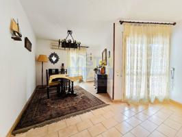 Venta - Piso en Cubelles photo 0