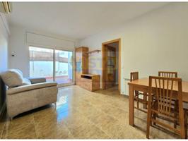 Venta planta baja con amplia terraza en Cubelles photo 0