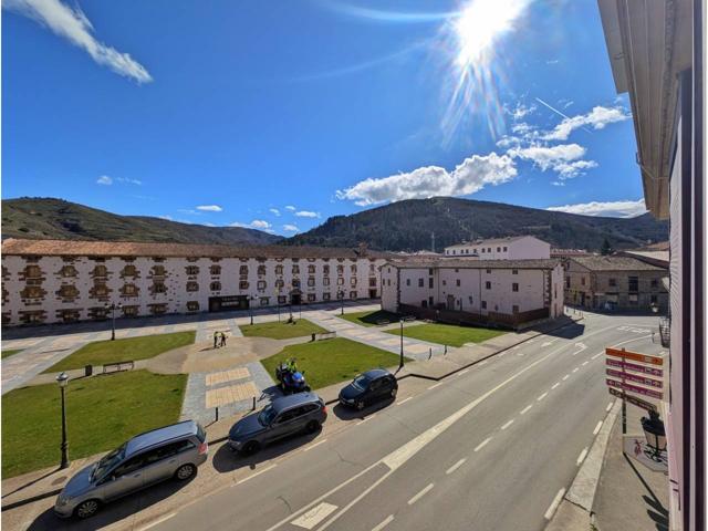 Piso en venta en Ezcaray photo 0