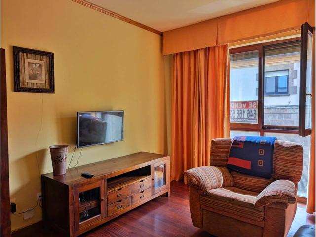 CÉNTRICO PISO DE 3 HABITACIONES CON AMPLIO GARAJE photo 0