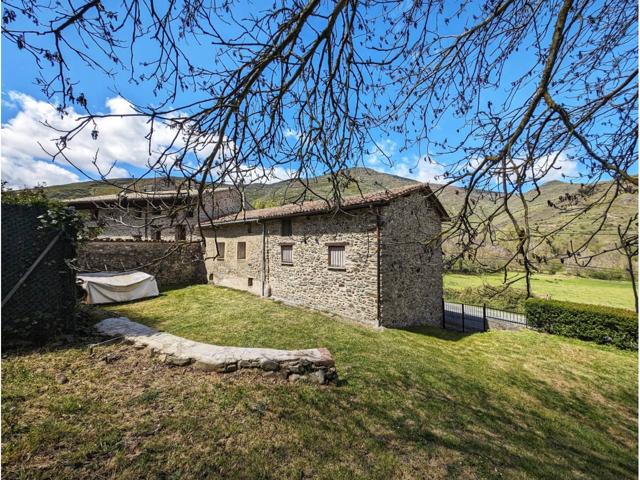 CASA CON TERRENO EN LAS CERCANÍAS DE EZCARAY photo 0