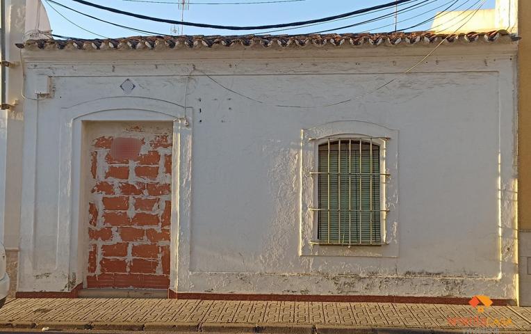 Casa En venta en Almendralejo, Almendralejo photo 0