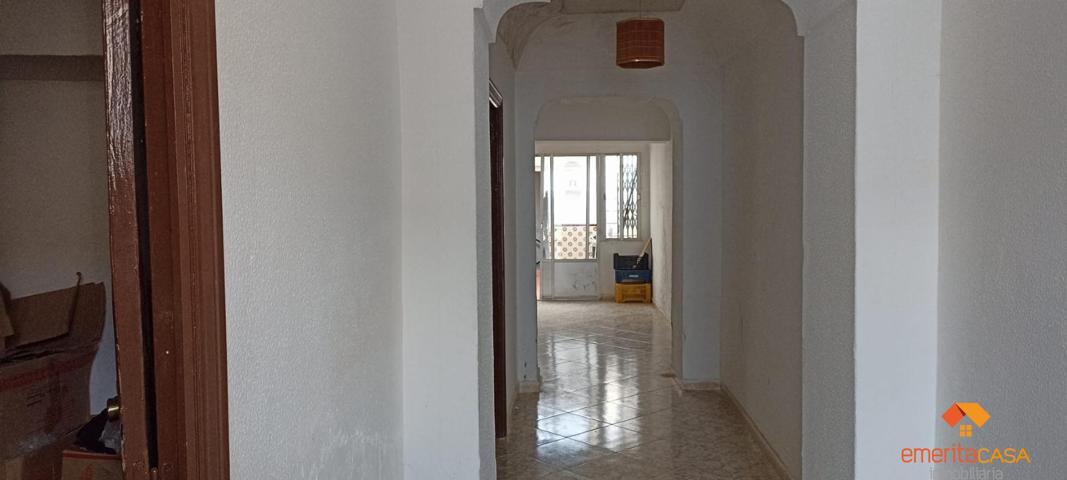 Casa En venta en Zona Polideportivo, Almendralejo photo 0