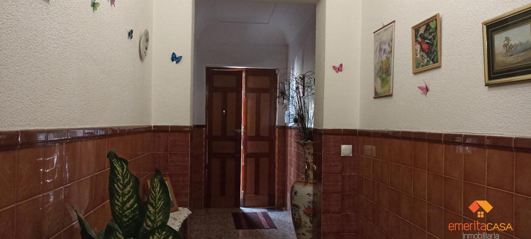 Casa En venta en Zona Polideportivo, Almendralejo photo 0