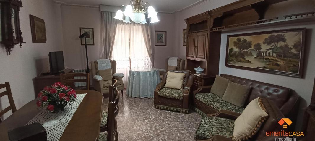 Piso En venta en Zona Centro, Almendralejo photo 0
