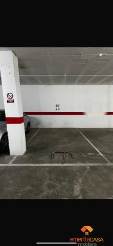 Parking En venta en Zona Cercana A La Avda De La Paz, Almendralejo photo 0