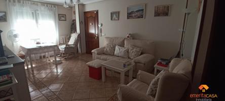 Piso En venta en Almendralejo, Almendralejo photo 0