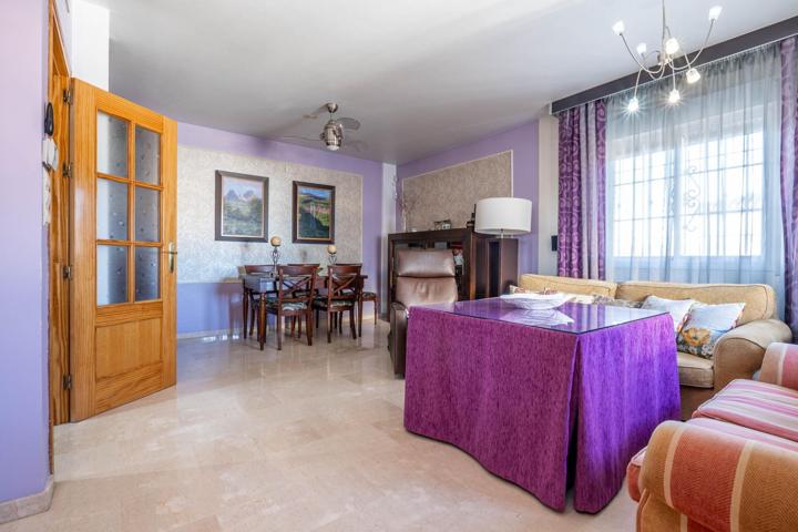 ¡¡ESPECTACULAR CASA PAREADA CON PISCINA!! photo 0