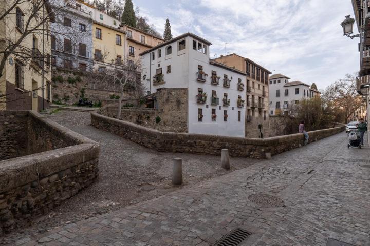 PISO EN PASEO DE LOS TRISTES- GRANADA photo 0