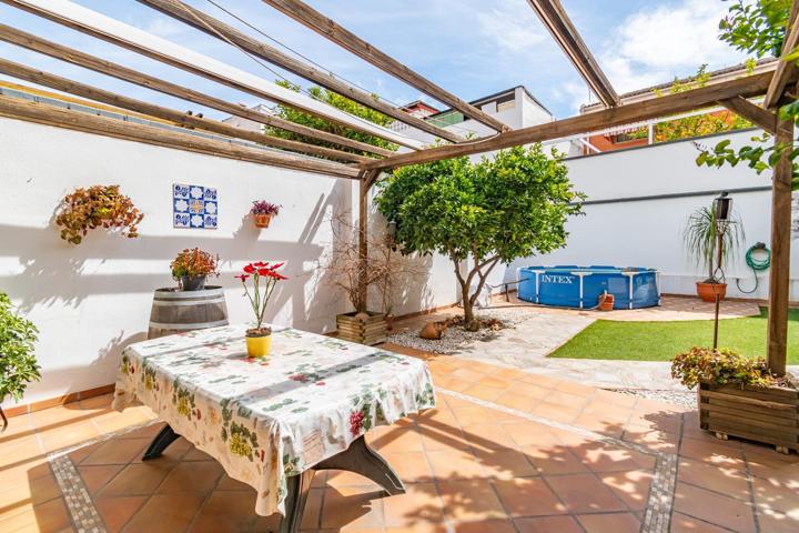 ADOSADA EN CERRILLO DE MARACENA CON 100 M DE PATIO. photo 0