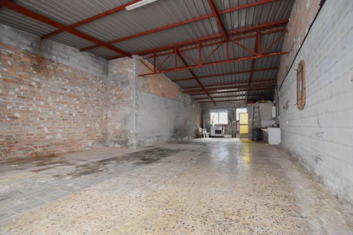NAVE-ALMACEN EN SUELO URBANO photo 0