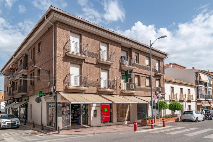 Oportunidad Única: Magnífica Vivienda en el Corazón de Armilla photo 0