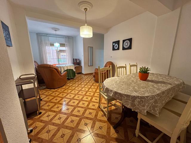 Piso Ideal para Estudiantes en Zona Alhamar, Granada 🏡✨ photo 0