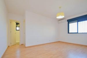 PISO DE 1 HABITACIÓN CON GARAJE Y TRASTERO INCLUIDO photo 0