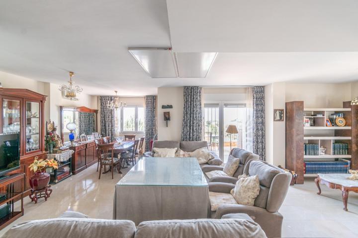 🏡 Tu refugio en la Urbanización Cortijo de la Luz photo 0