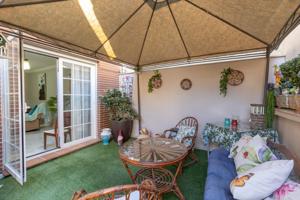 PISO EN CHURRIANA DE LA VEGA CON DOS PATIOS photo 0