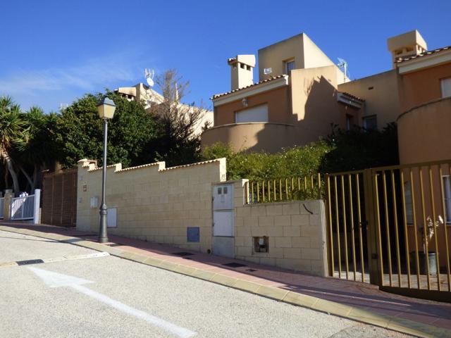Villa En venta en Orxeta photo 0