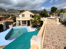 Villa En venta en Orxeta photo 0