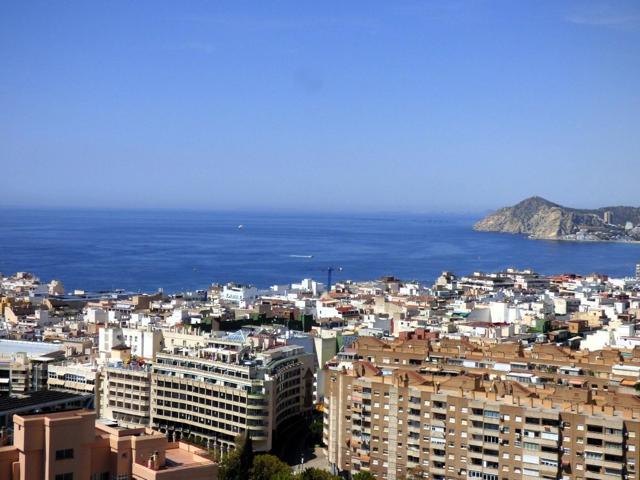 Piso En venta en Benidorm photo 0