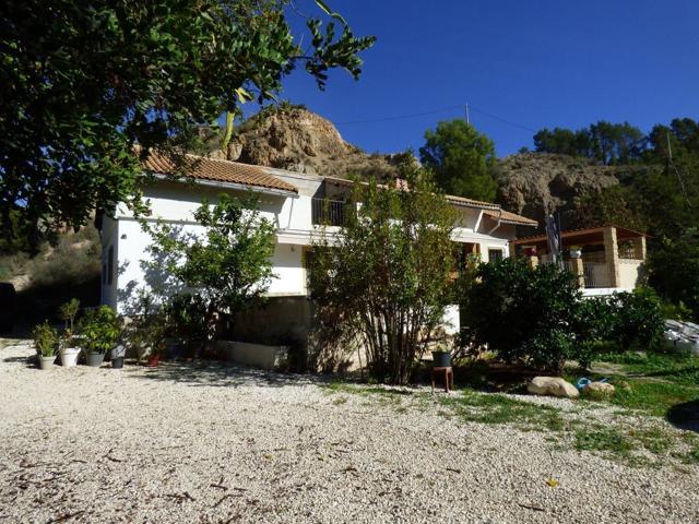 Villa En venta en Orxeta photo 0