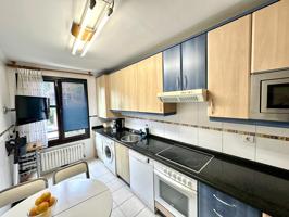 Piso en venta en Gijón de 88 m2 photo 0