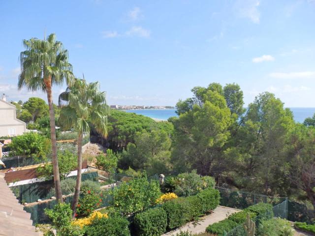 Chalet adosado en venta en L'Hospitalet de l'Infant photo 0