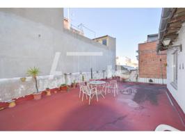 CASA EN SABADELL SUD CON GARAGE DE 80m², 4  HABITACIONES Y TERRAZA DE 70m² photo 0