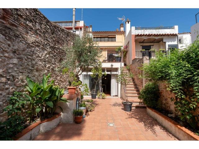 PRECIOSA CASA EN VENTA EN EL CENTRO DE SENTMENAT, 3 HABITACIONES, SALA POLIVALENTE DE 38m², PATIO DE 45m², TERRAZA Y GAR photo 0