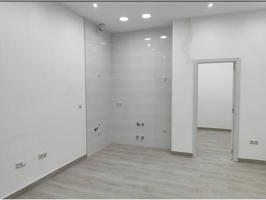 local en venta en pleno centro fuengirola photo 0